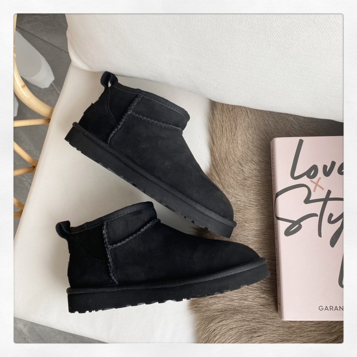 UGG Sneaker 23