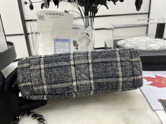 Handbag Chanel AS1160 size 26 cm