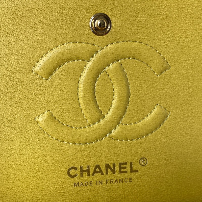 Handbag Chanel A01113 size 23 cm