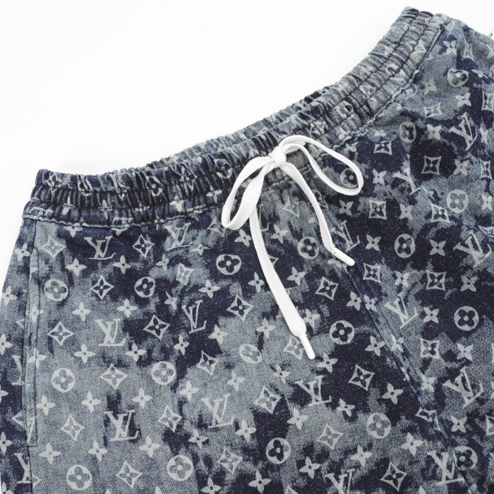 Clothes Louis Vuitton 346