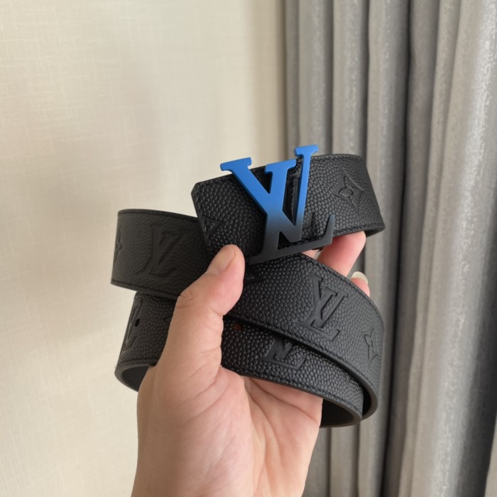 Louis Vuitton Belt 9 (width 4cm)