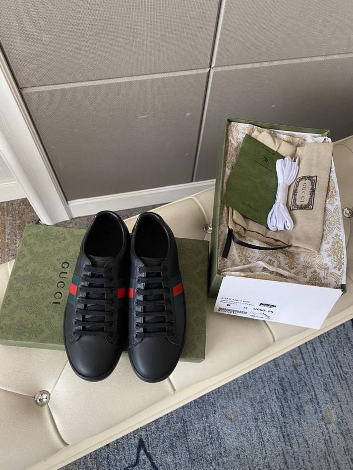 Gucci Women's Ace sneaker with bee sneaker 4