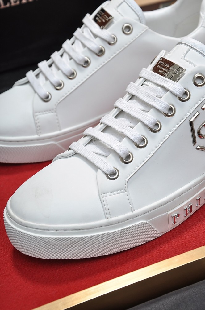 Philipp Plein Low Top Sneakers 31