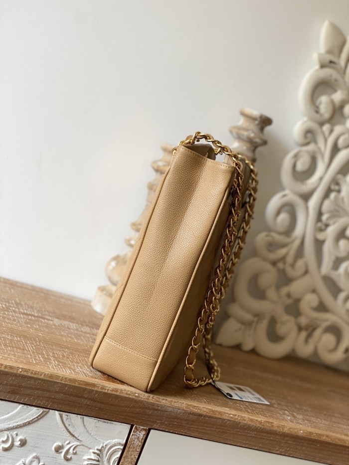 Handbag Chanel A99 size 28*9 *30 cm