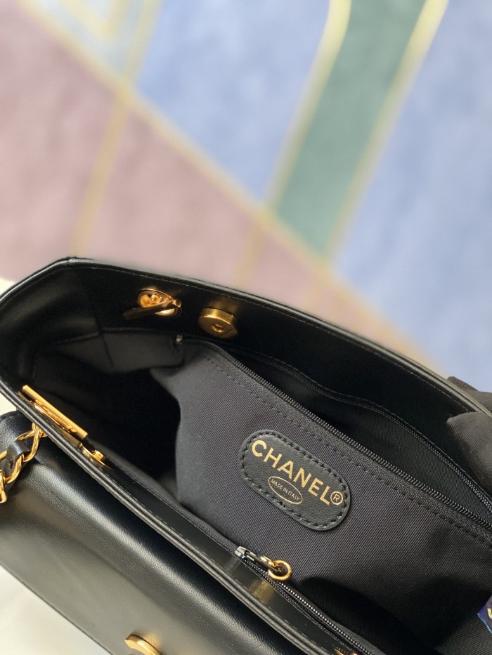 Handbag Chanel 6706 size 26 10.5 22 cm