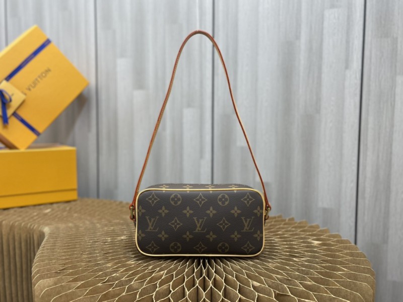 Handbag Louis Vuitton M51183 size 21.5x12.5x6.5 cm