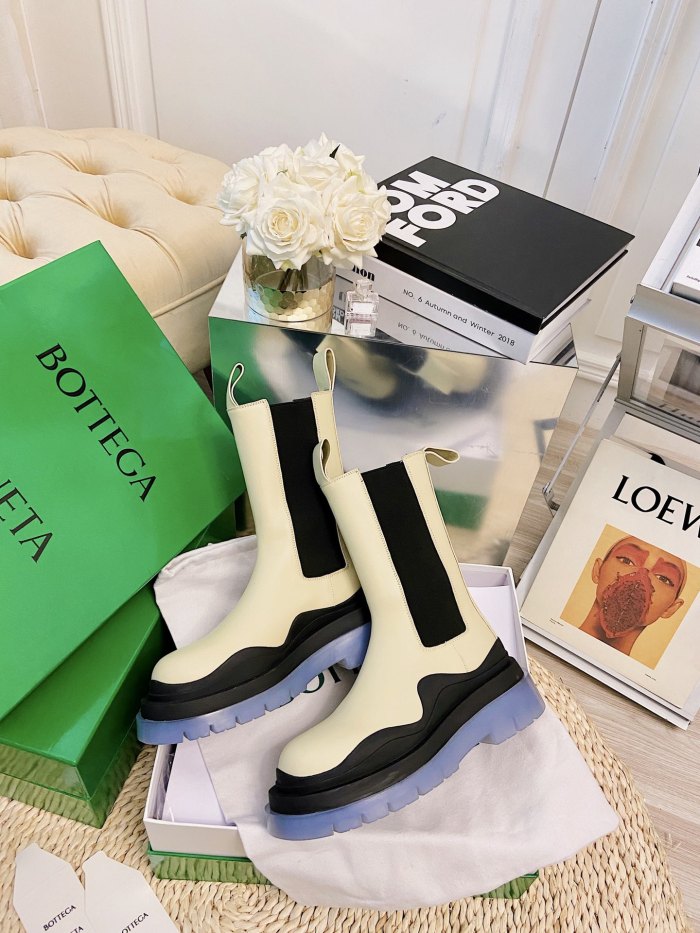 Bottega Veneta Boots 32