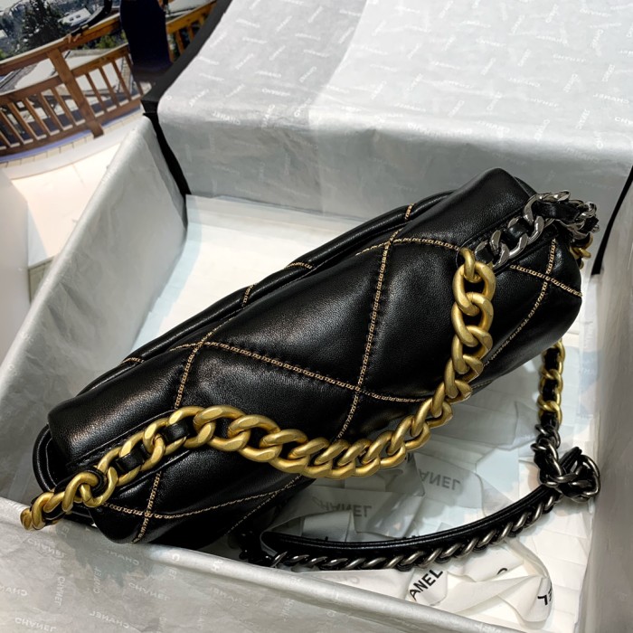 Handbag Chanel 6160 size 26 cm