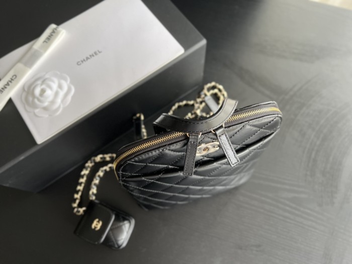 Handbag Chanel 3332 size 22cmx23 cm