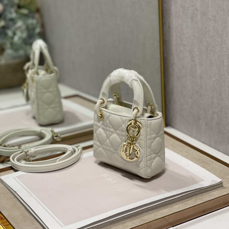 Handbag Dior 6601 size 12*10*5 cm