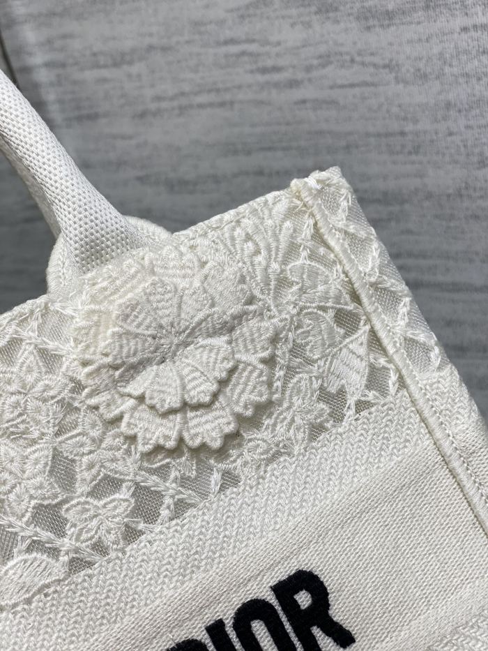 Handbag Dior size 26*8*22 cm