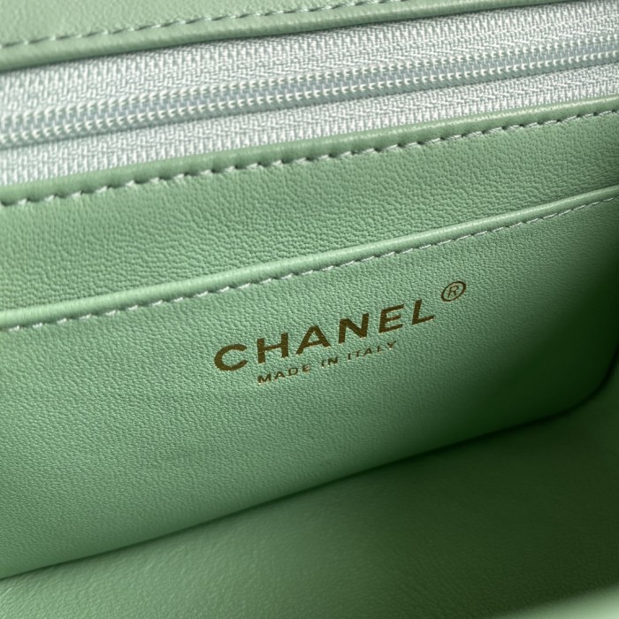 Handbag Chanel size 17 cm