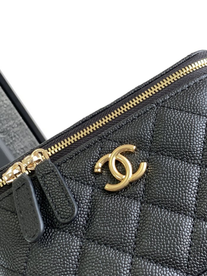 Handbag Chanel size 16 9.5 8 cm