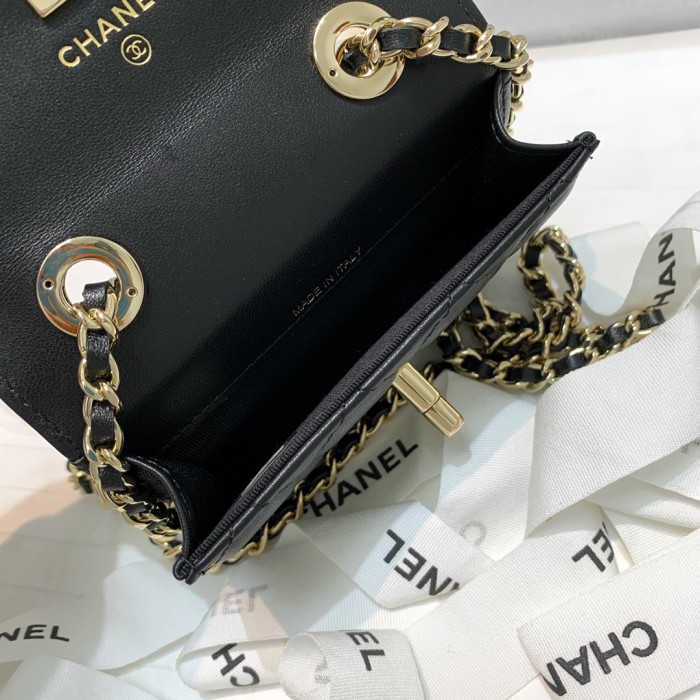 Handbag Chanel 82768 size 12.5 2.5 9 cm