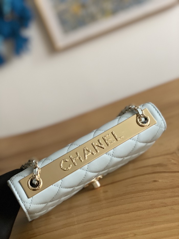 Handbag Chanel 88632 size 19 cm