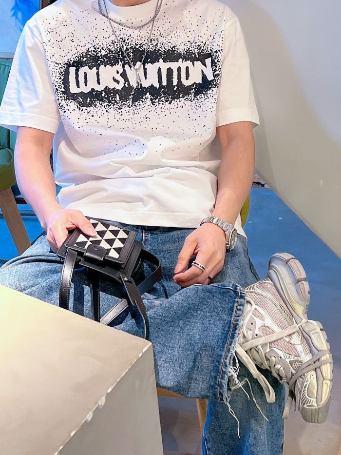 Clothes Louis Vuitton 361