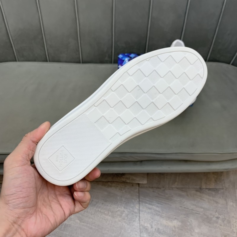 Louis Vuitton Low Top sneaker 6