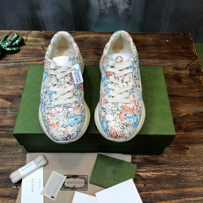 Gucci Rhyton sneaker 29