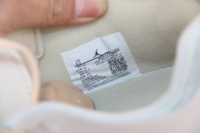 Jordan 4 Retro Metallic Orange