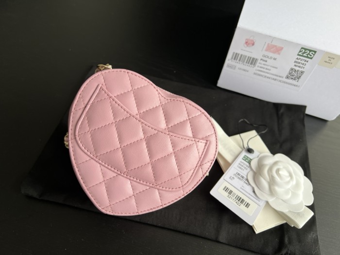 Handbag Chanel size 13cmx12cmx5 cm