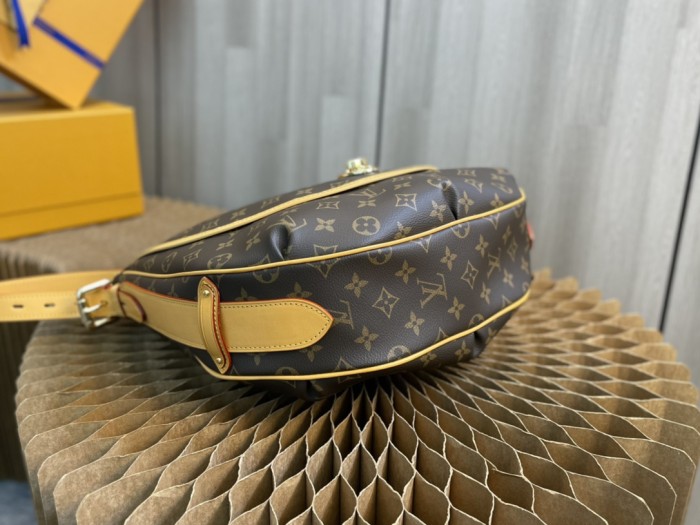 Handbag Louis Vuitton M40075 size 34x28x14 cm