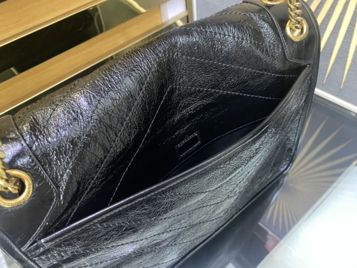 Handbags SAINT LAURENT 498830 size 32x23x9 cm