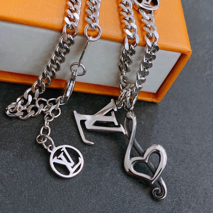 Clothes Louis Vuitton 52