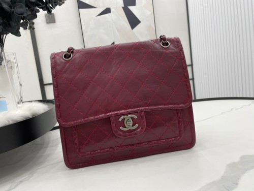 Handbag Chanel 91235 size 28x23x8 cm