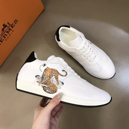 Hermes Low Top sneaker 14