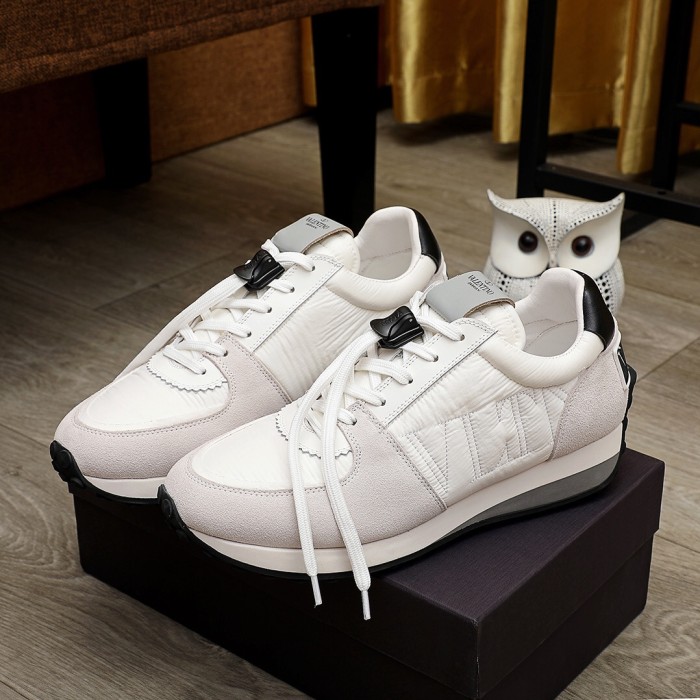 Valentino Garavani Low-top sneakers 15