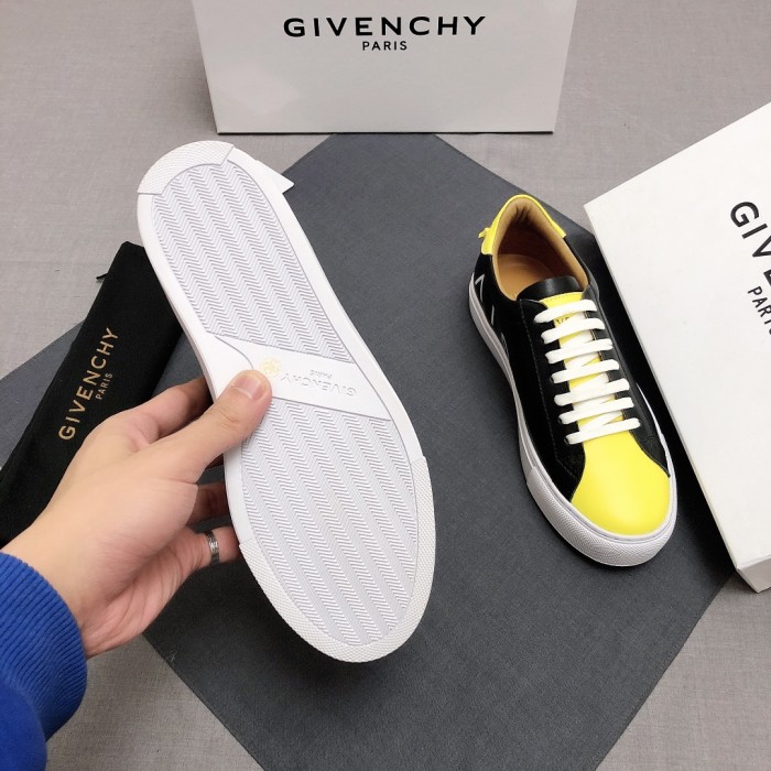 Givenchy Urban Street Logo-print Leather Sneakers 40