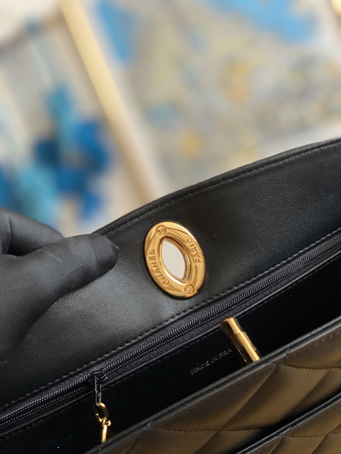 Handbag Chanel A98 size 28*9 *23 cm