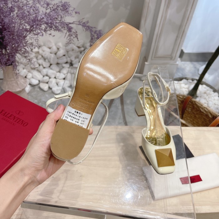 VALENTINO GARAVANI Roman Stud WOMEN 17