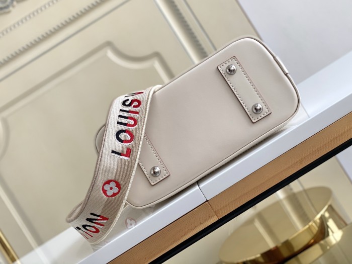 Handbag Louis Vuitton M58706 size 23.5 x 17.5 x 11.5 cm