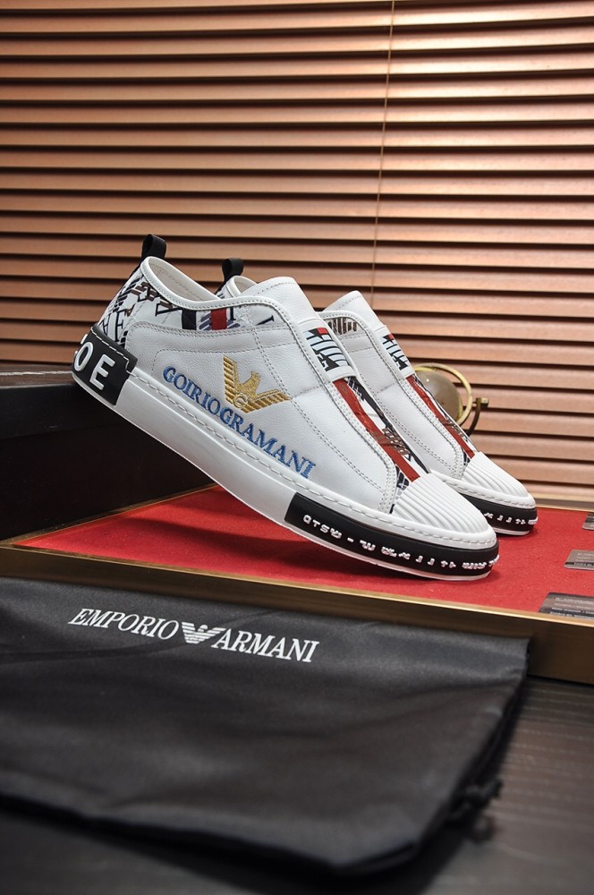 Armani Low Top Sneaker 30