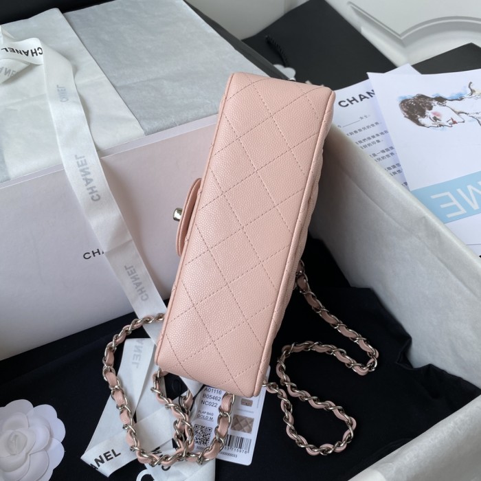 Handbag Chanel size 20 cm