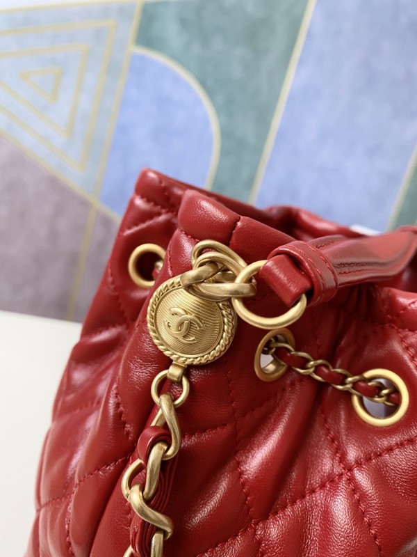 Handbag Chanel 2057 size 20*23*13 cm