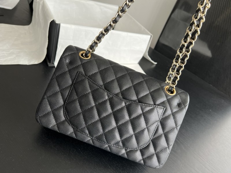 Handbag Chanel size 23 cm