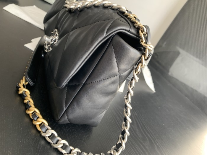 Handbag Chanel size 26cmx16cmx9 cm