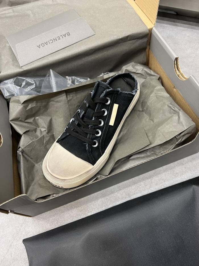 Balenciaga Paris Sneaker 4