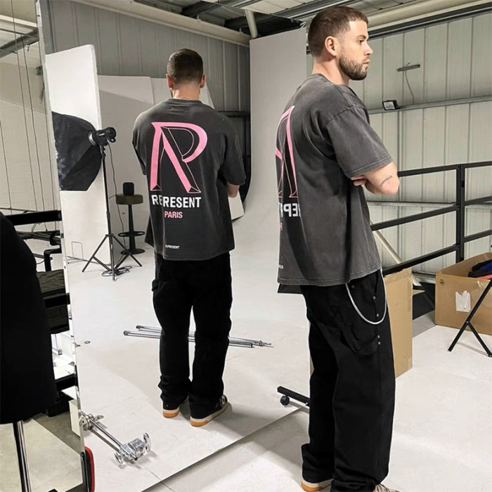 Clothes Represent 12