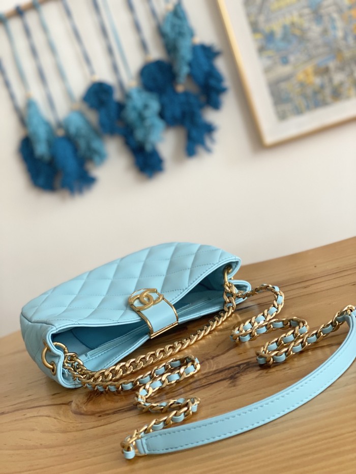 Handbag Chanel 3476 size 17*23*7* cm