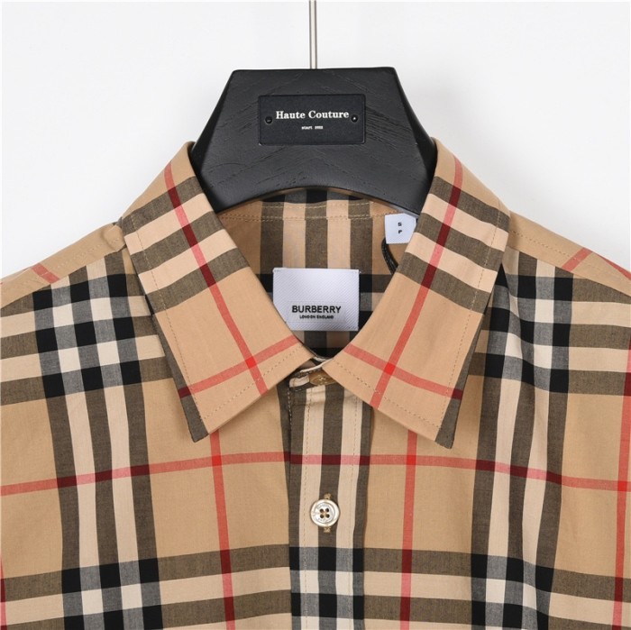Clothes Burberry 16