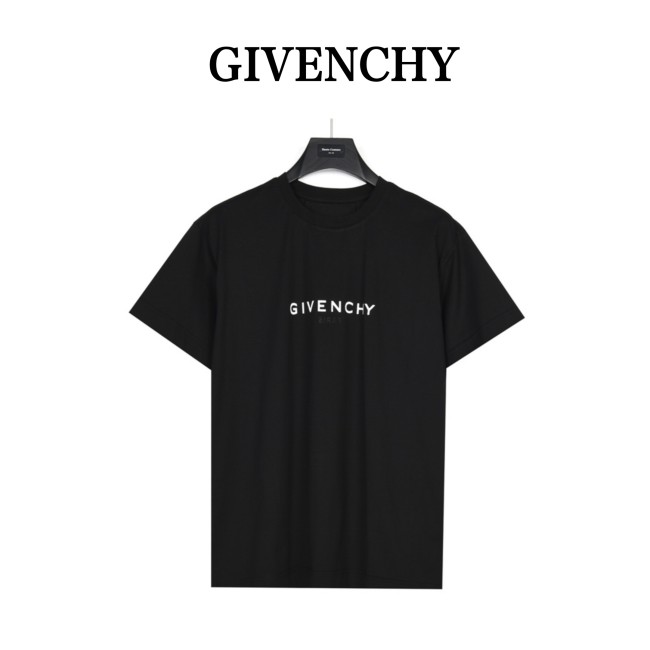 Clothes Givenchy 16