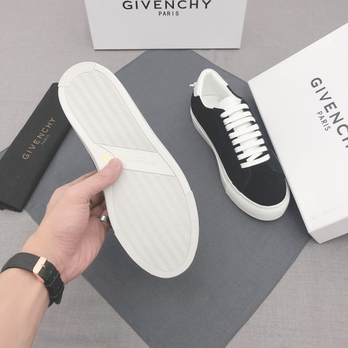 Givenchy Urban Street Logo-print Leather Sneakers 25