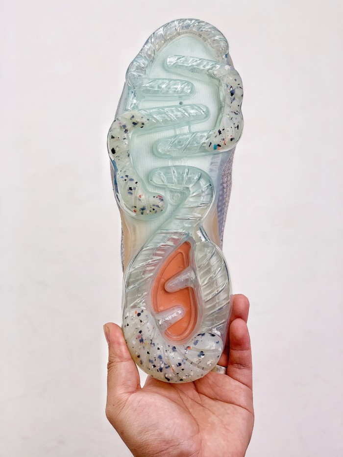 Nike Air VaporMax 2021 Flyknit Sneaker 16