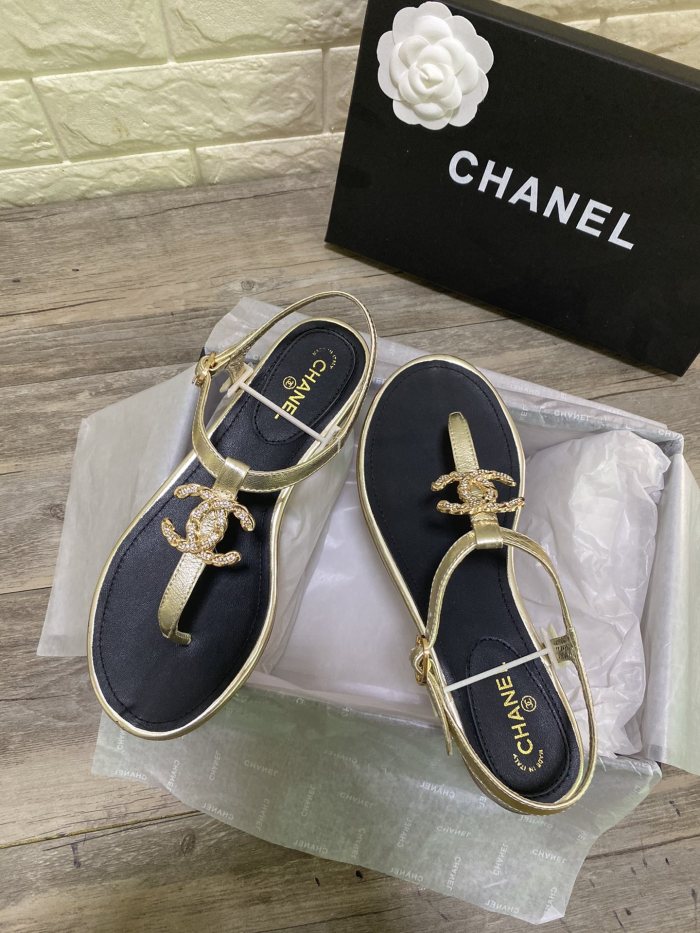 Chanel Slides 44