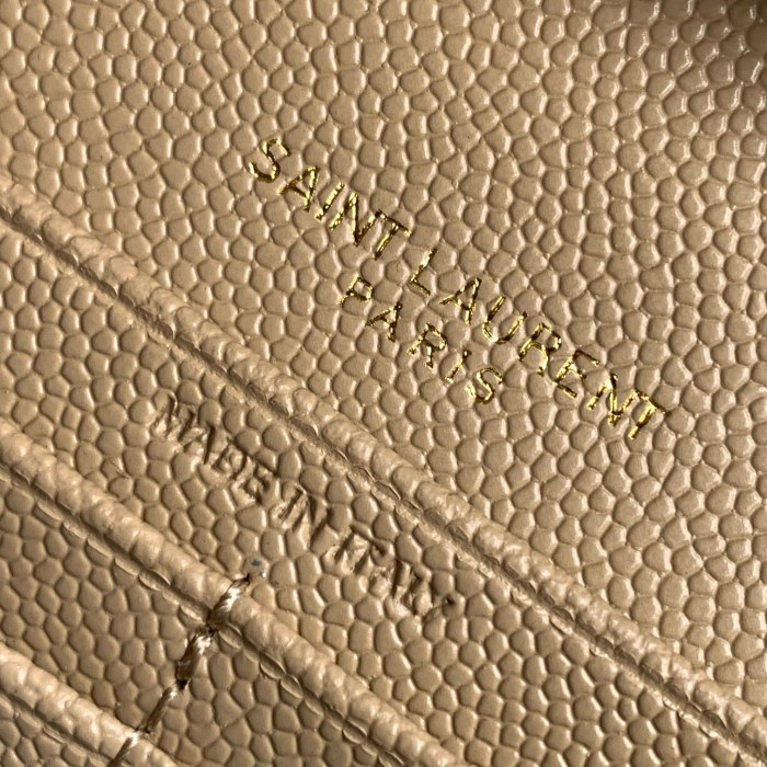 Handbags SAINT LAURENT 620280 size 22.5x14x4 cm