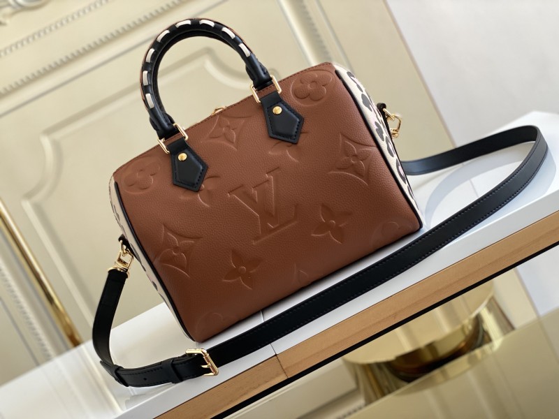 Handbag Louis Vuitton M45840 size 25.0 x 19.0 x 15.0 cm