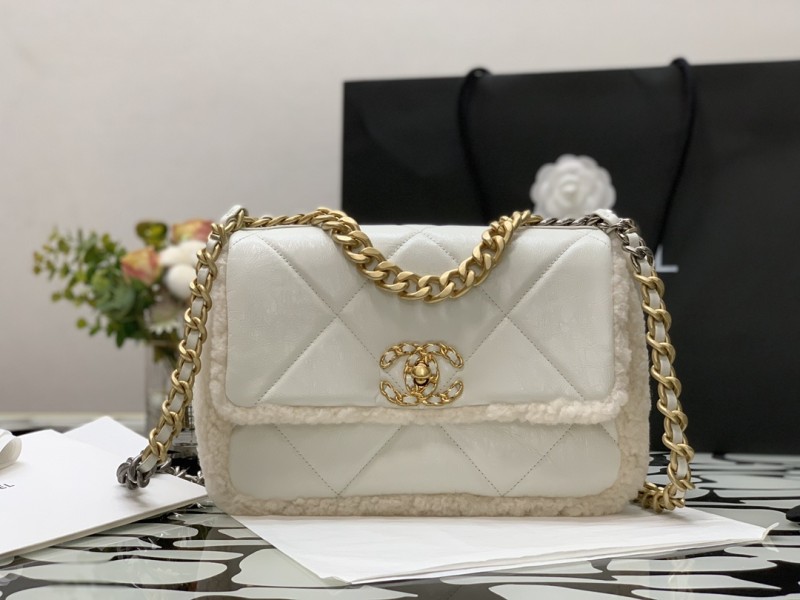 Handbag Chanel size 26 cm